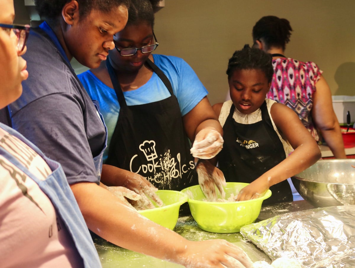 Fulton County Families Learn to Cook Together with CHOICES